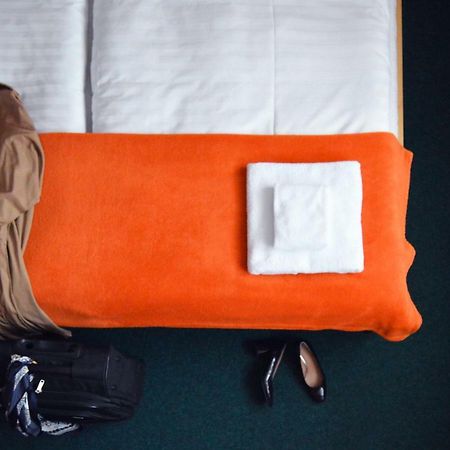 Motel Gombas 외부 사진